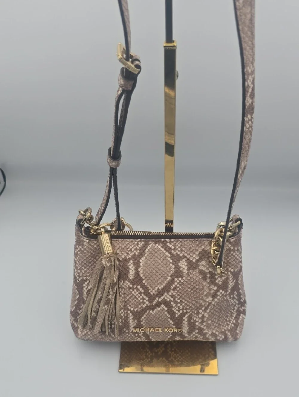 Michael Kors Dark Pink Taupe Snake-Print Small Crossbody W/ Gold & Tassle (EUC)✨